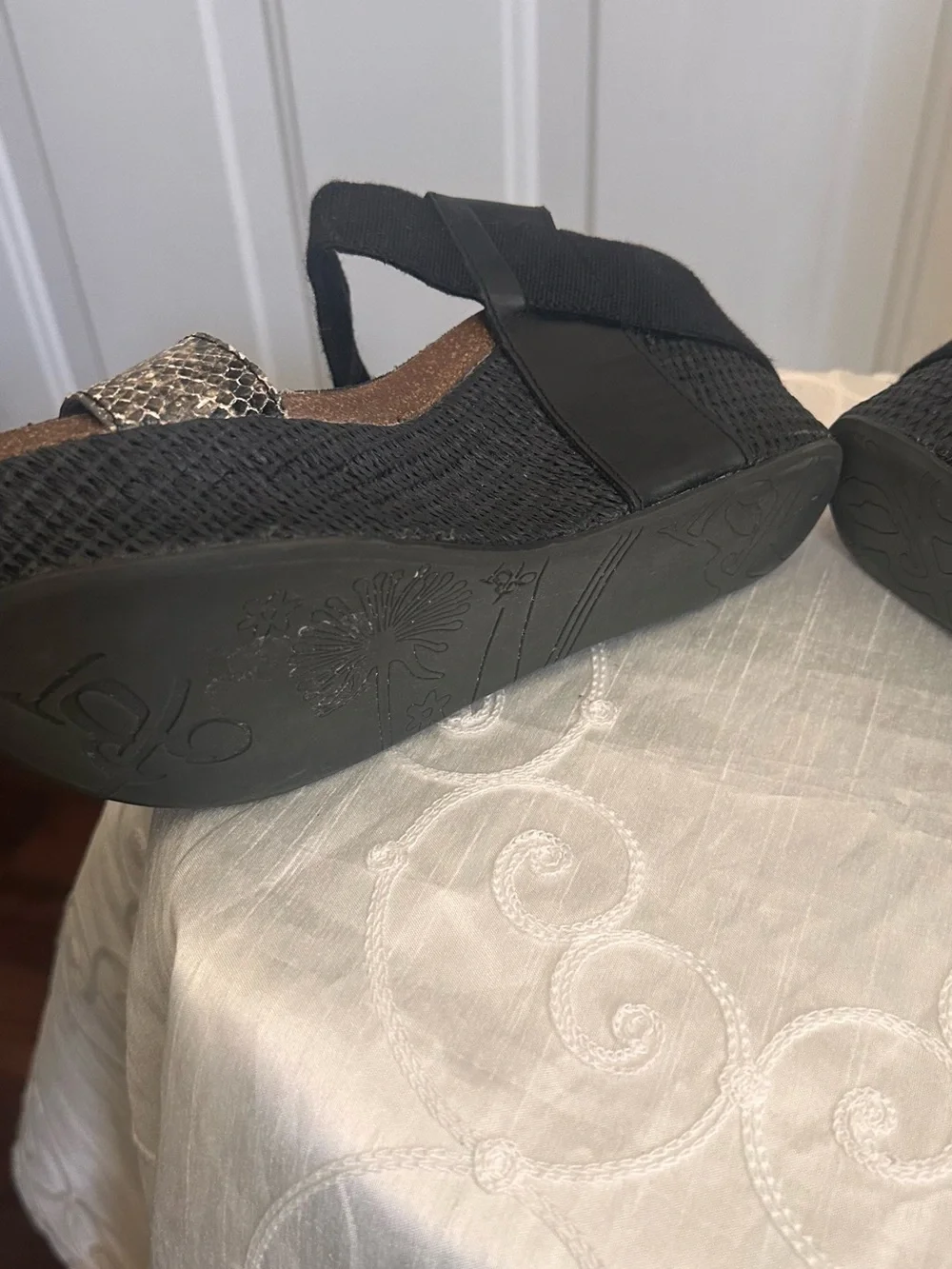 OTBT Black Elastic Wedge Sandals with Metallic Snake-Print Strap